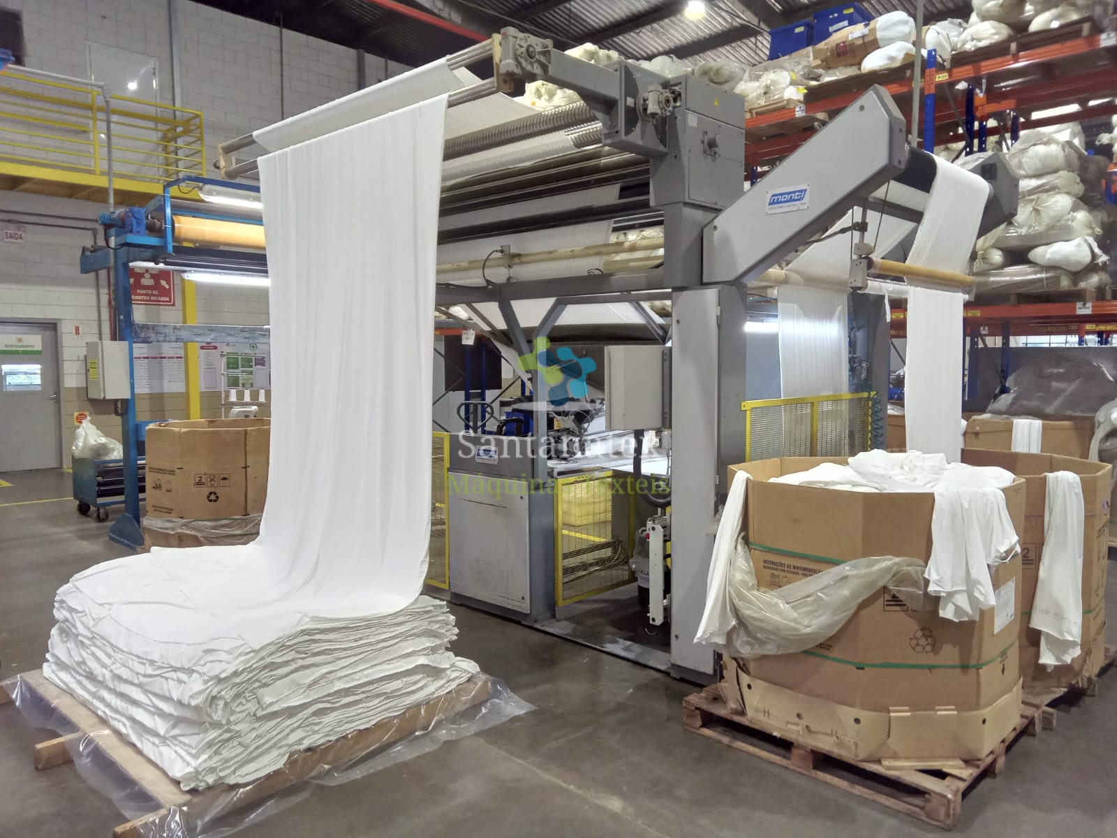 01 x Máquina De Fechar Malhas Monti 2005